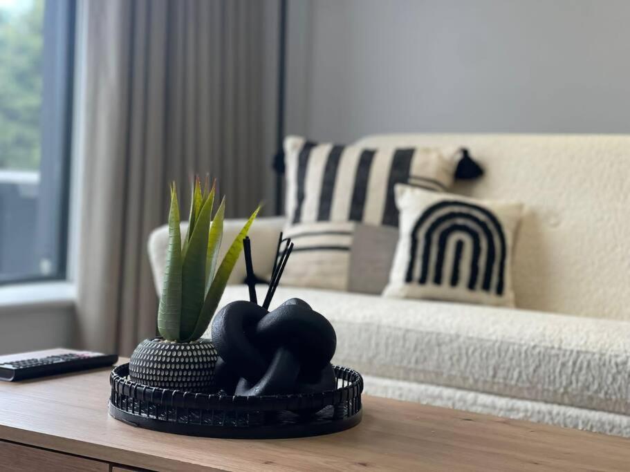 Trendy Apartment In Cardiff Free Parking Exterior photo